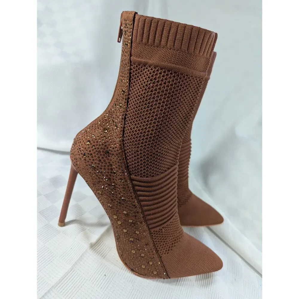 NWOT! ROUGE HELIUM! LUXE BROWN KNIT ELASTIC FITTED STILETTO ANKLE BOOTS! SZ 10M